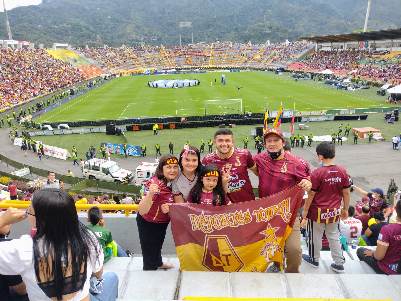 Tres generaciones apoyando al vinotinto!!!